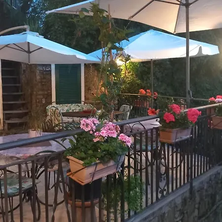 Il Rifugio Di Artemide בית חווה Perinaldo