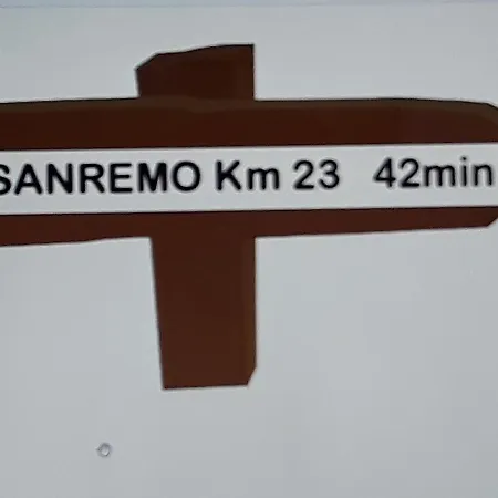 Il Rifugio Di Artemide בית חווה