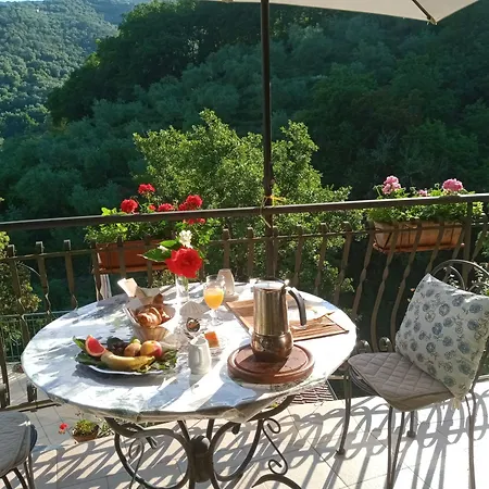 Il Rifugio Di Artemide בית חווה